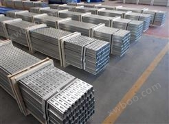 锌铝镁光伏支架生产厂家